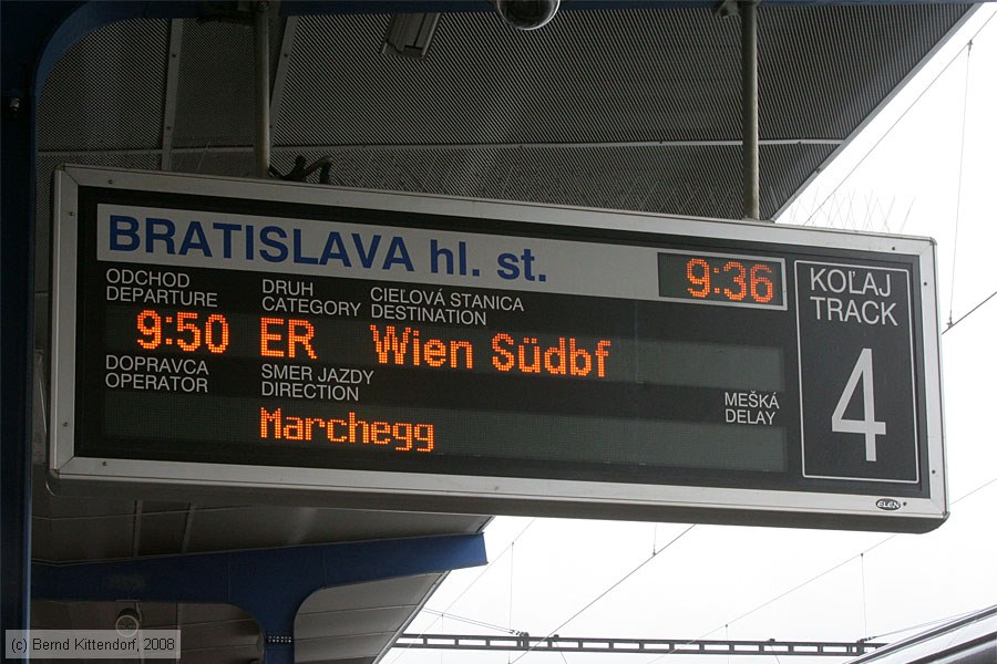 Bratislava Hlavná Stanica
/ Bild: bfbratislavahl_bk0809160104.jpg Bratislava Hlavná Stanica
/ Bild: bfbratislavahl_bk0809160104.jpg