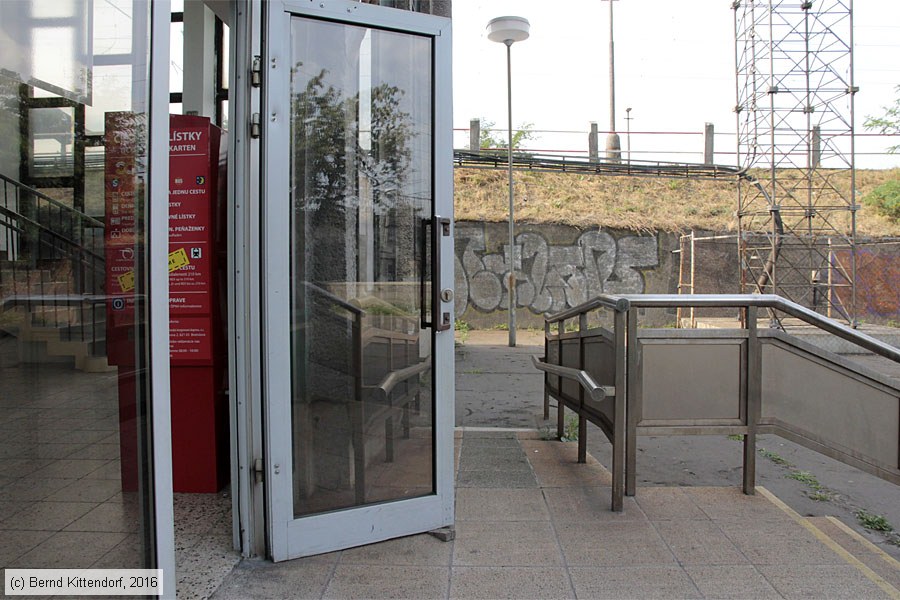 Bahnhof Bratislava Vinohrady
/ Bild: bfbratislavavinohrady_bk1609020387.jpg Bahnhof Bratislava Vinohrady
/ Bild: bfbratislavavinohrady_bk1609020387.jpg