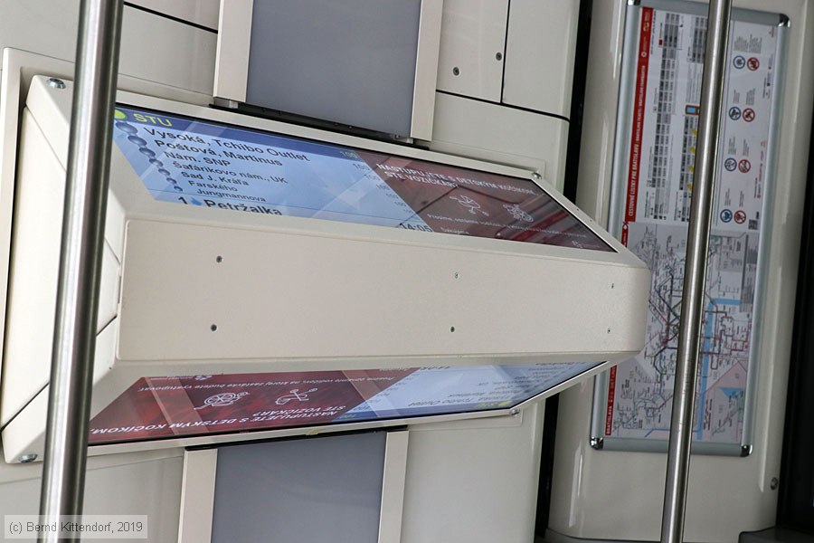 Straßenbahn Bratislava - 7507 - Innenansicht
/ Bild: bratislava7507_bk1907260216.jpg