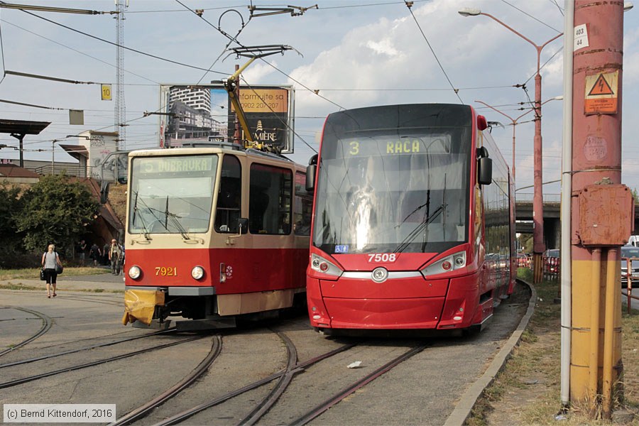 Straßenbahn Bratislava - 7921
/ Bild: bratislava7921_bk1609020357.jpg
