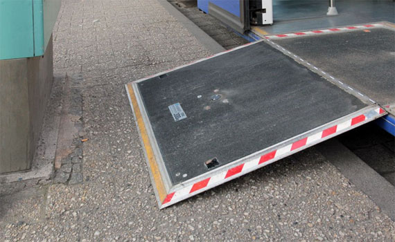 zur Website Barrierefreiheit-im-Öffentlichen-Verkehr.de... zur Website Barrierefreiheit-im-Öffentlichen-Verkehr.de...